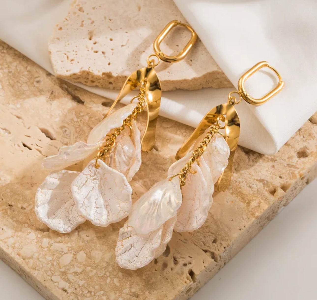 18k gold plated acrylic seashell earrings