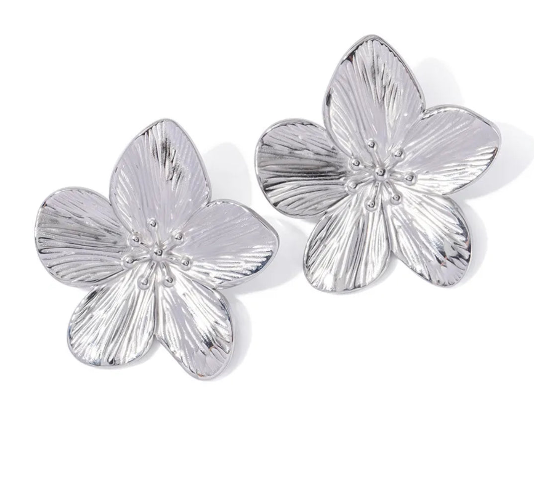 Classic Style Flower earrings