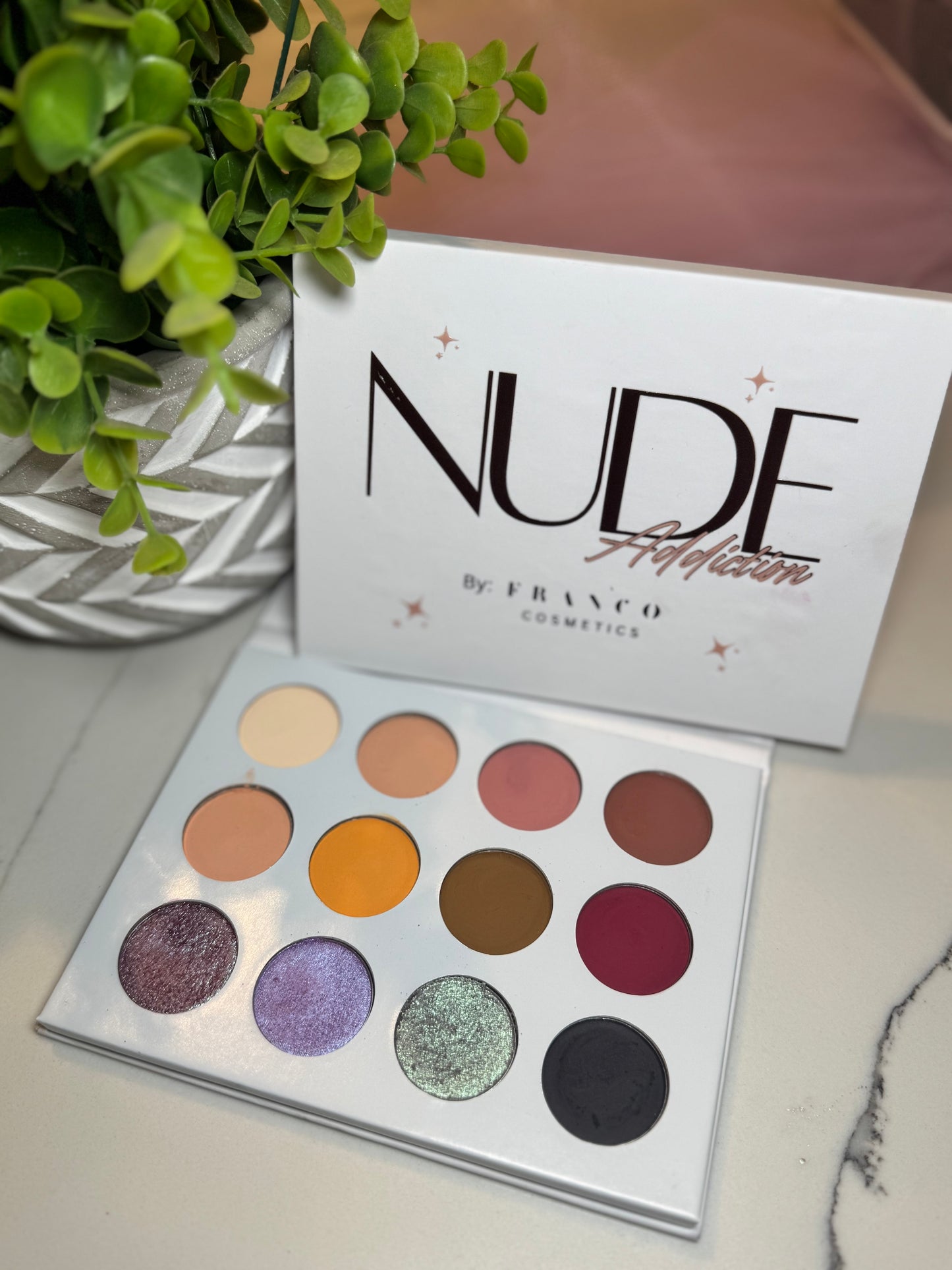 New🔥 Nude Addiction Palette