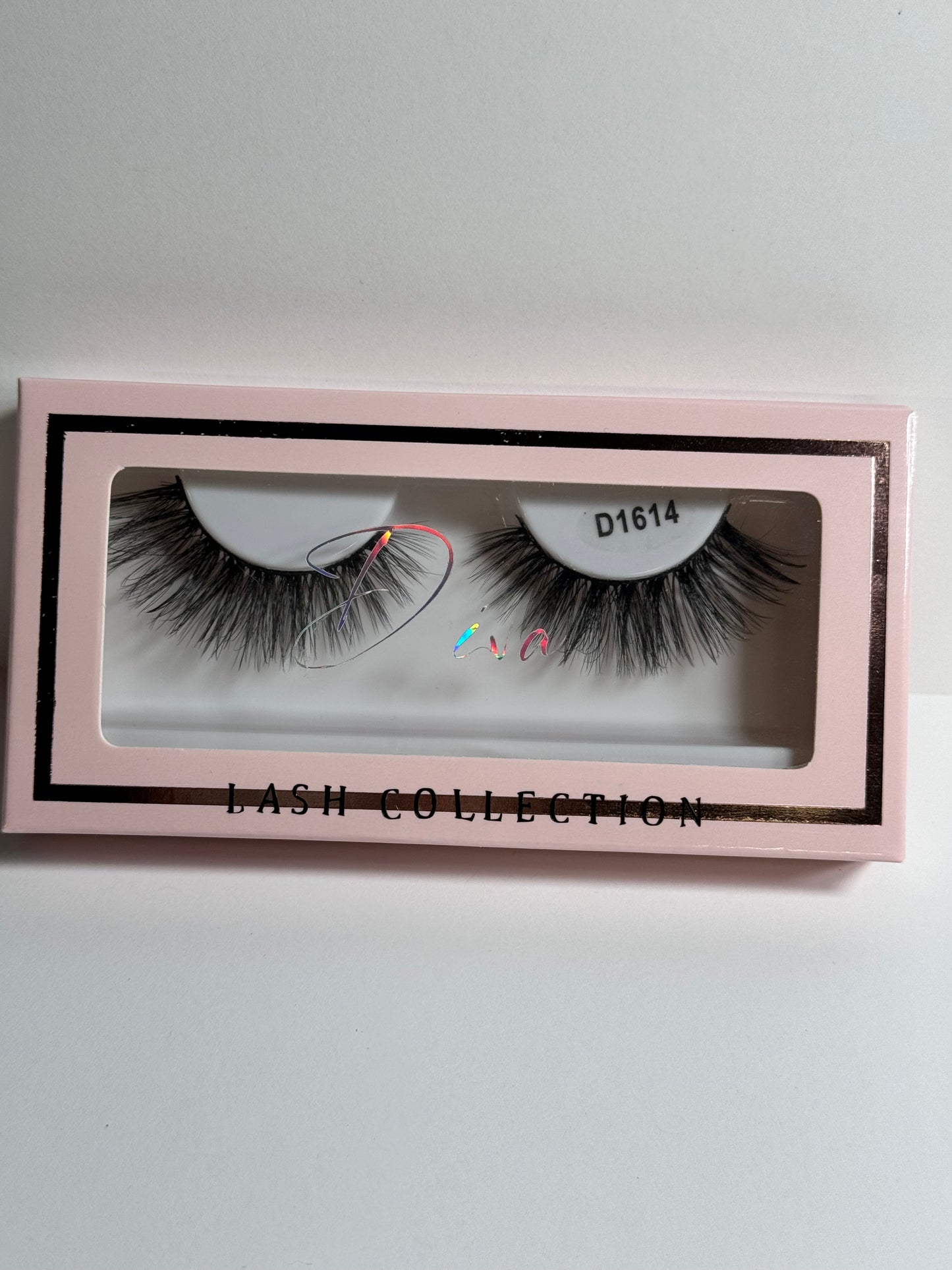 Aurora Diva Lash